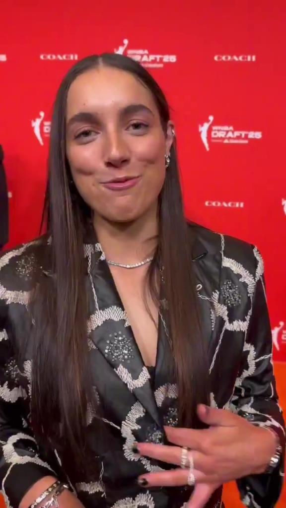 少爺真全能啊！威少還幫WNBA新秀妹子們設計今晚的服裝